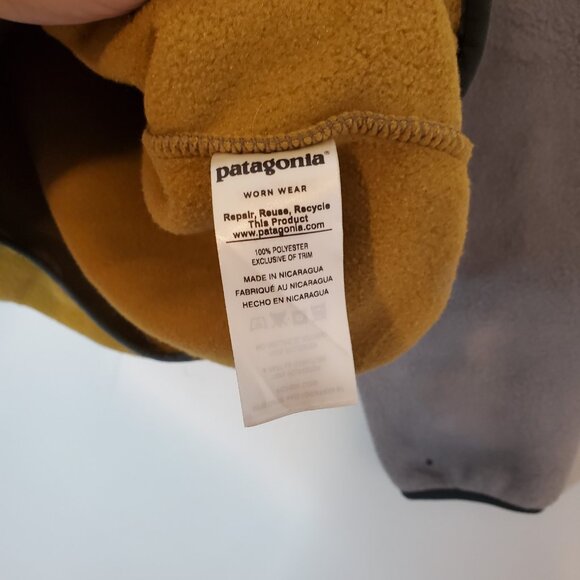 NOT FOR SALE Poshmark will Restrict Sellers Accounts If We Delete Too Many Items - Picture 5 of 7